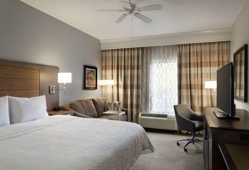 هتل Hampton Inn & Suites Montgomery Eastchase