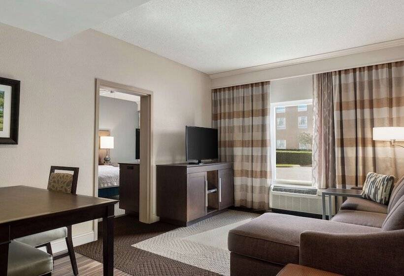 هتل Hampton Inn & Suites Montgomery Eastchase
