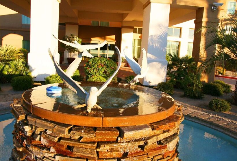 בית מלון כפרי Hampton Inn & Suites Palm Desert