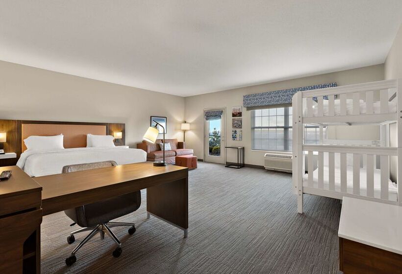 בית מלון כפרי Hampton Inn & Suites By Hilton Petoskey