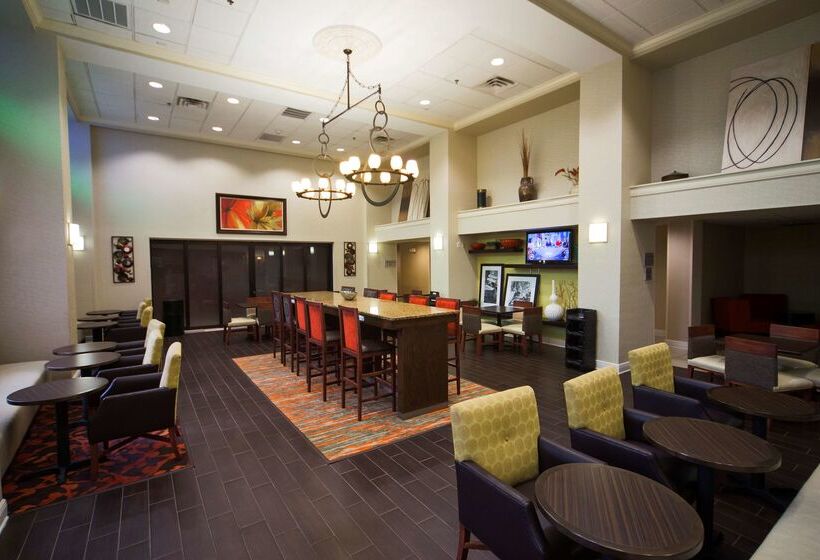 هتل Hampton Inn & Suites Valdosta/conference Center