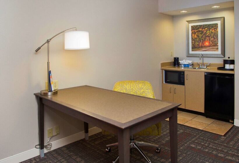 هتل Hampton Inn & Suites Valdosta/conference Center