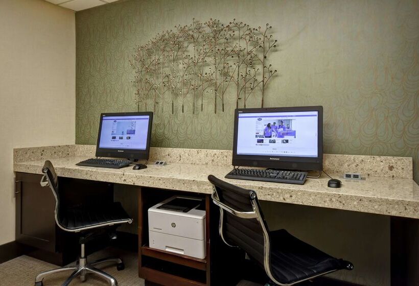 هتل Hampton Inn Atlantamall Of Georgia