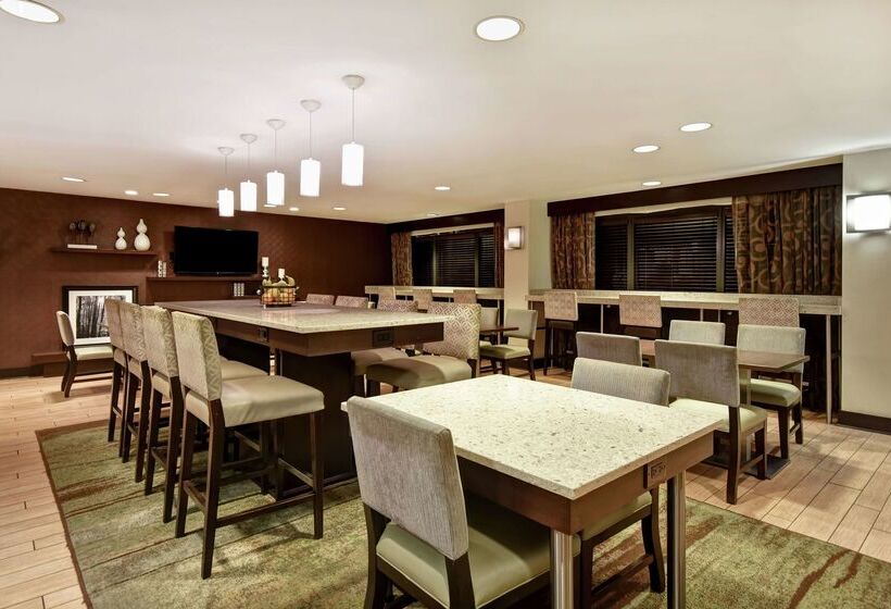 هتل Hampton Inn Atlantamall Of Georgia