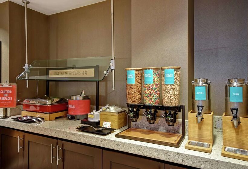 هتل Hampton Inn Atlantamall Of Georgia