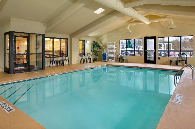 هتل Hampton Inn Atlantastockbridge