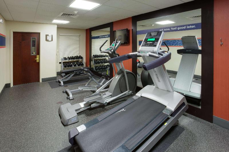 هتل Hampton Inn Auburn