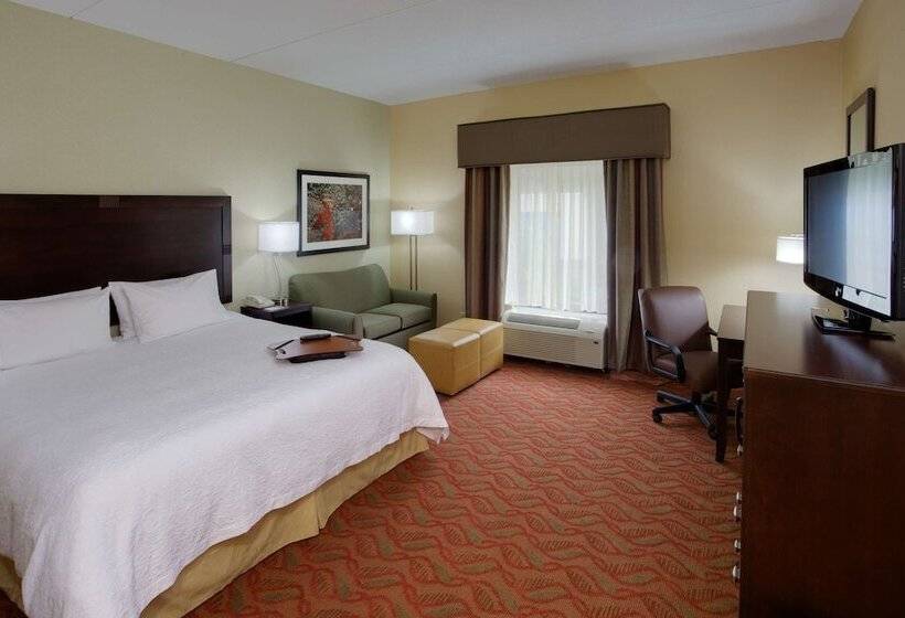 هتل Hampton Inn Auburn