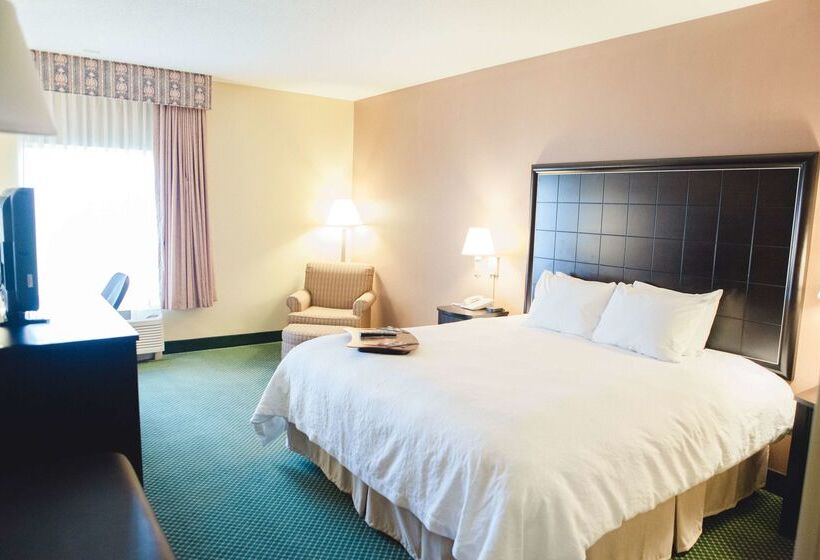 هتل Hampton Inn Bloomington West