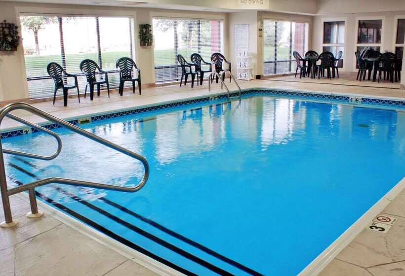 هتل Hampton Inn Bloomington West