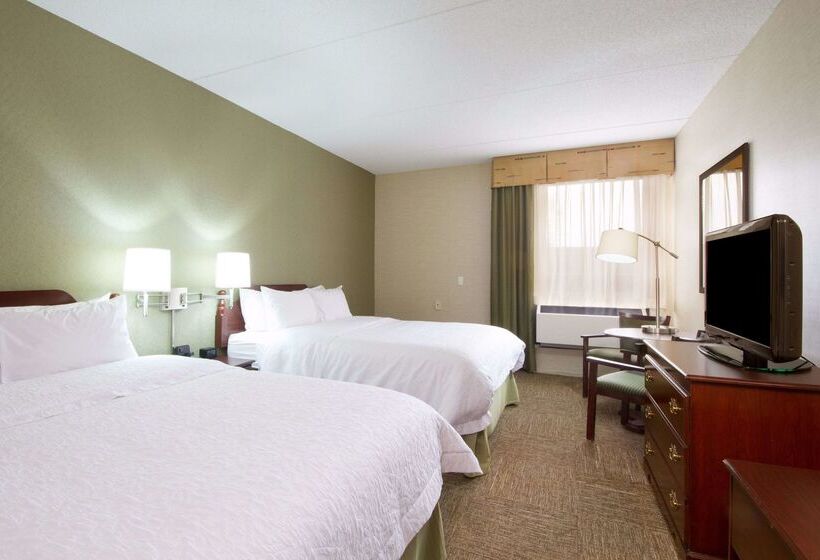 فندق Hampton Inn Buffalo South/i90