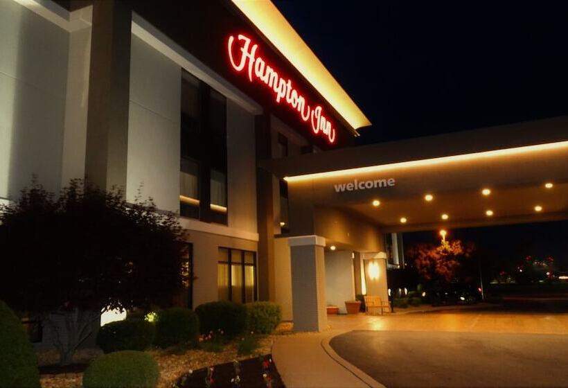 هتل Hampton Inn Carbondale
