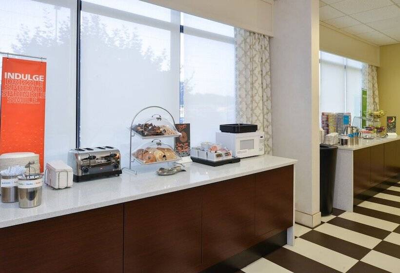 هتل Hampton Inn Carbondale