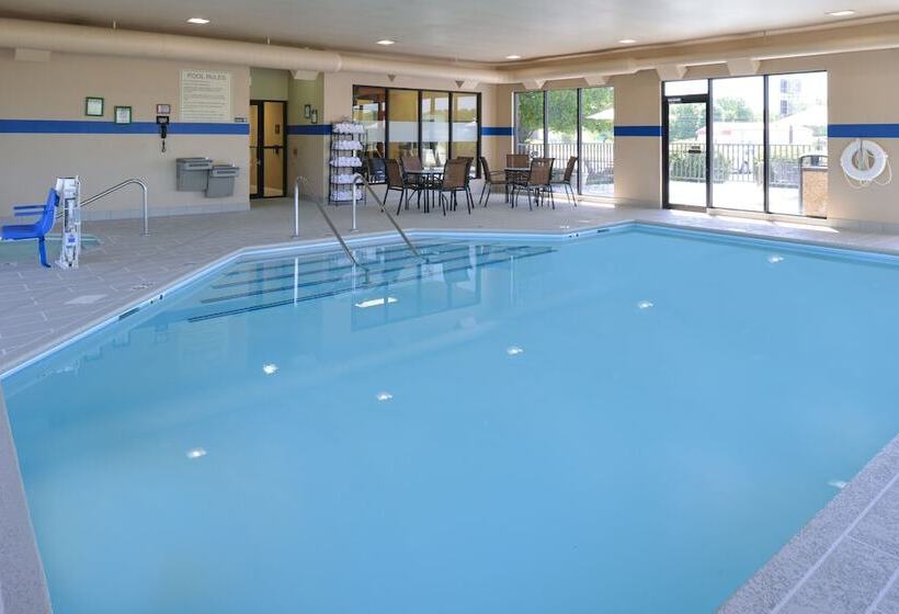 هتل Hampton Inn Carbondale
