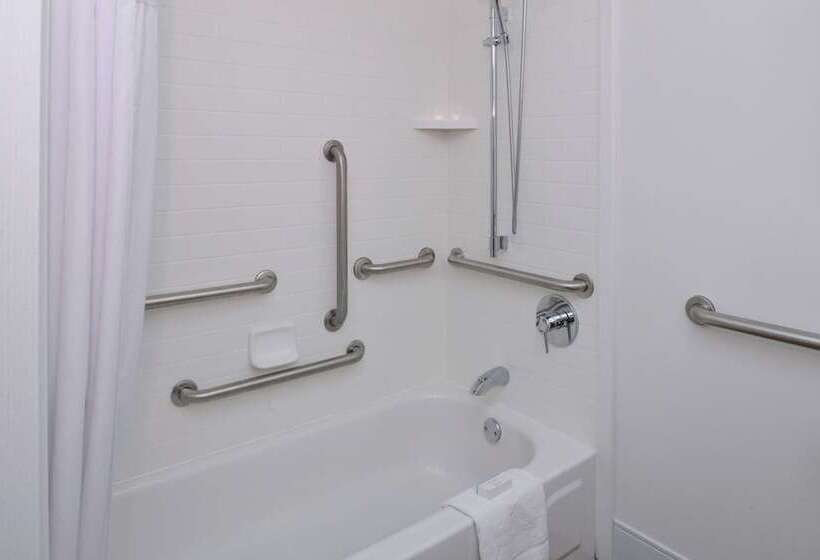 هتل Hampton Inn Carbondale