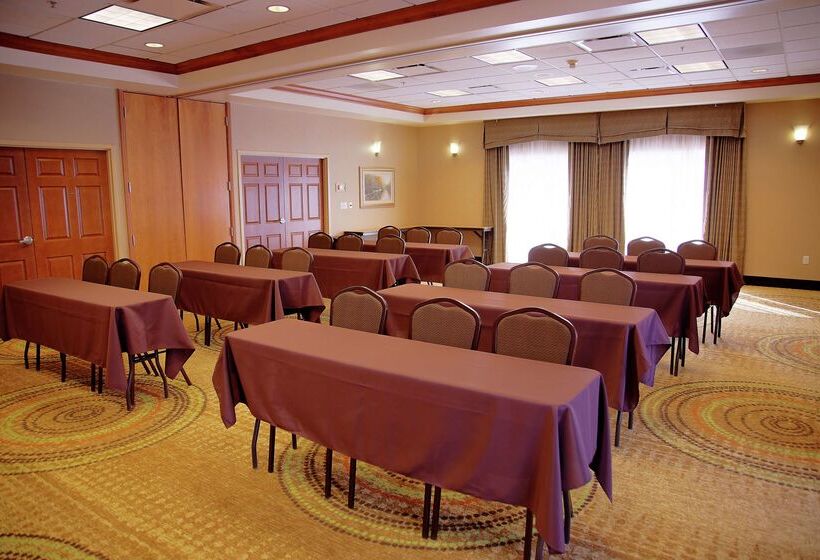 هتل Hampton Inn Cedar City
