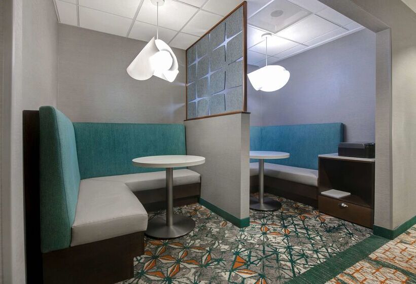 هتل Hampton Inn Charlotte/monroe
