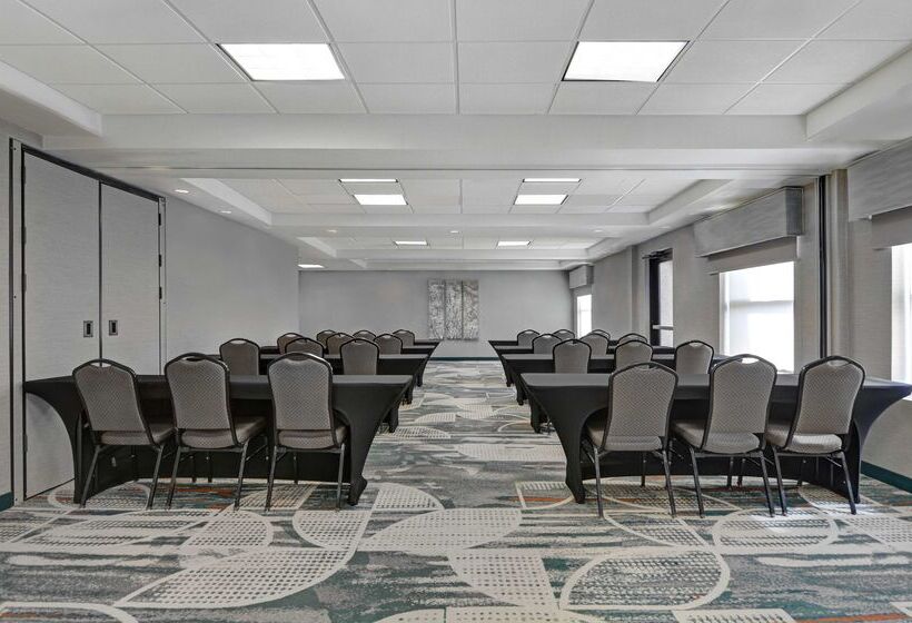 هتل Hampton Inn Charlotte/monroe