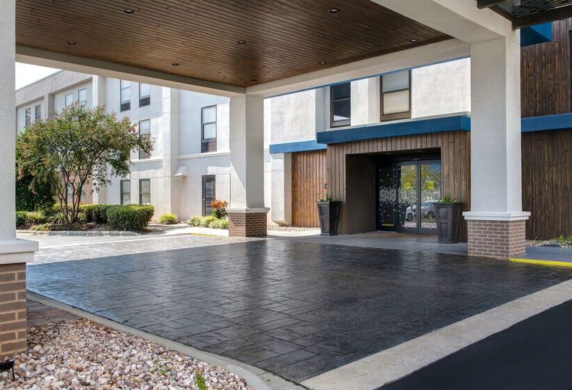 هتل Hampton Inn Charlotte/monroe