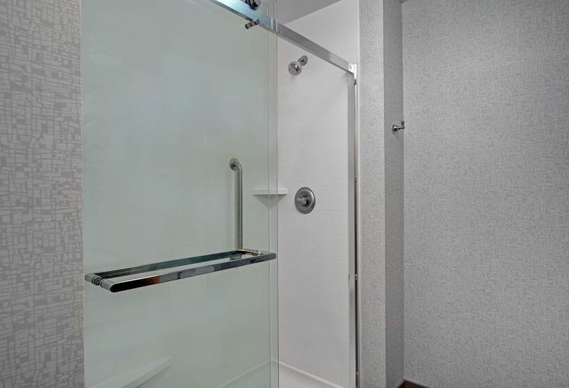 هتل Hampton Inn Charlotte/monroe