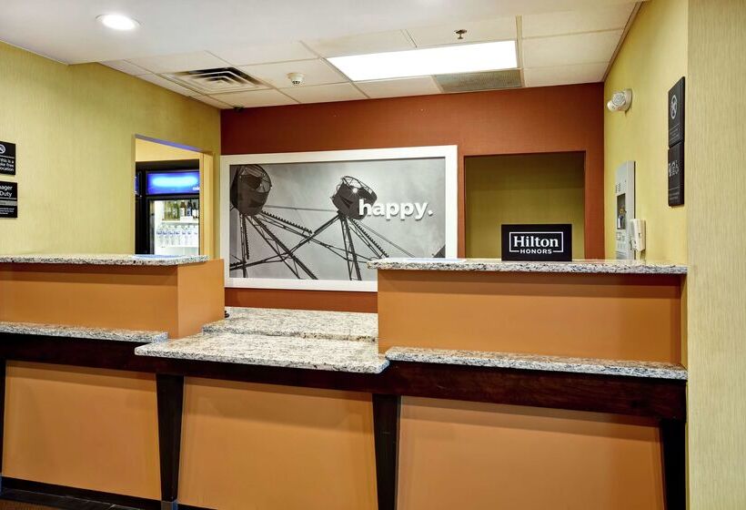 هتل Hampton Inn Chicopee/springfield