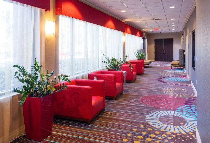 هتل Hampton Inn Daytona Speedway