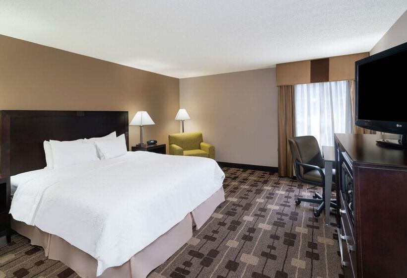 هتل Hampton Inn Dublin