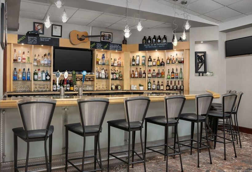 호텔 Hampton Inn Easton