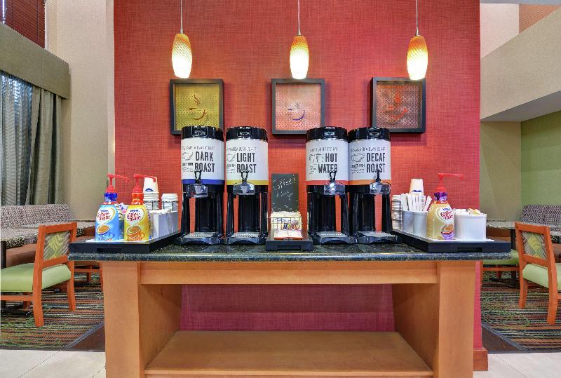 فندق Hampton Inn Fayetteville