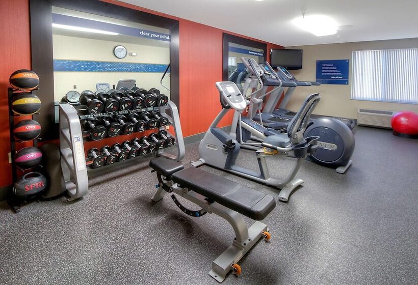 בית מלון כפרי Hampton Inn Fremont
