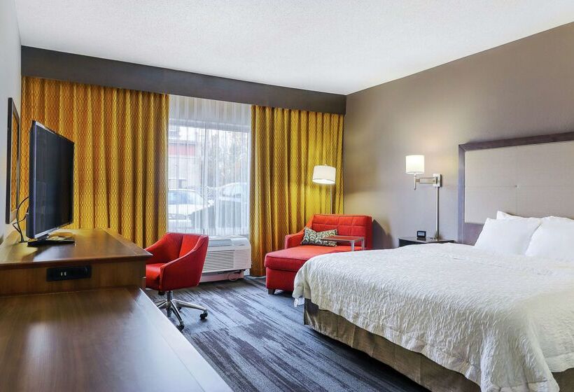 هتل Hampton Inn Heath Newark