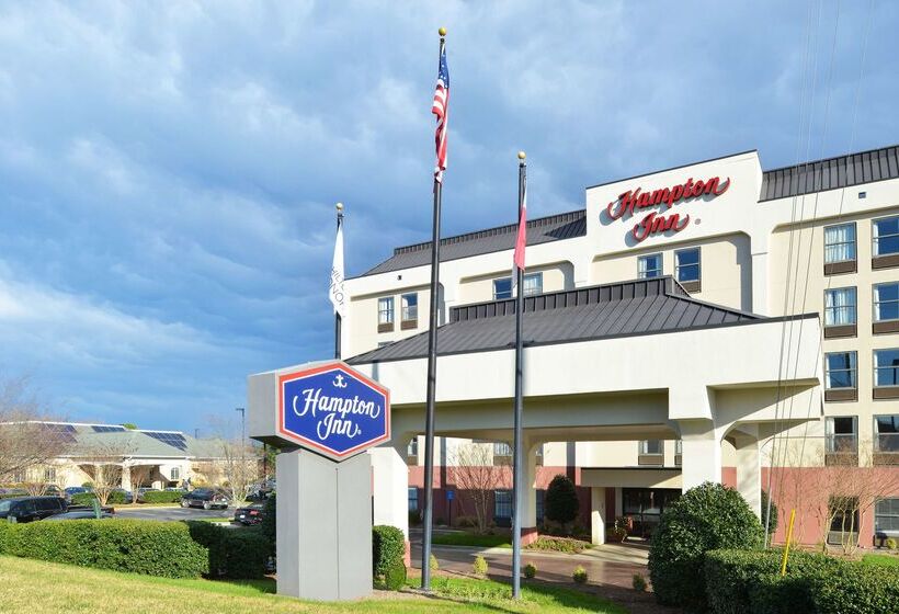 בית מלון כפרי Hampton Inn Henderson