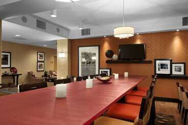 هتل Hampton Inn Houston Brookhollow