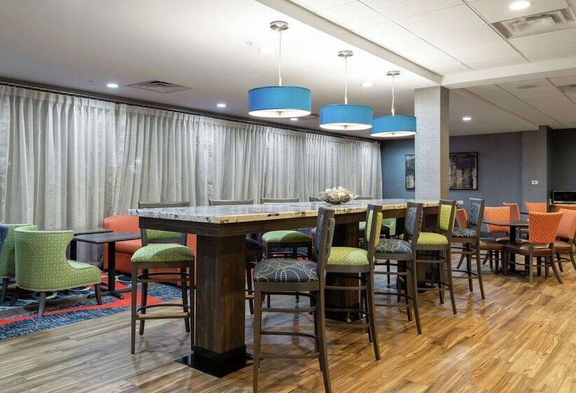 هتل Hampton Inn Houston/humble Airport Area, Tx