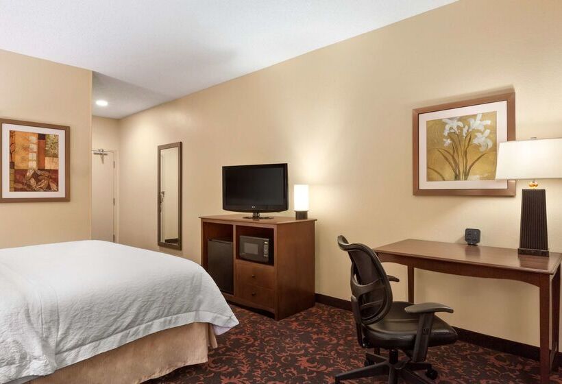 فندق Hampton Inn Houstonwillowbrook Mall