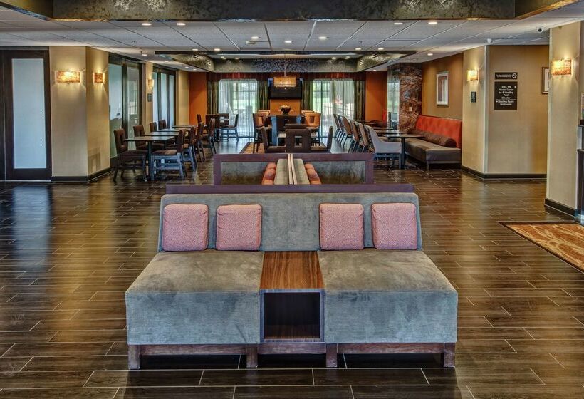 هتل Hampton Inn Indianapolissw/plainfield