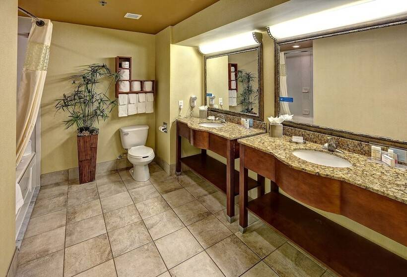 هتل Hampton Inn Indianapolissw/plainfield