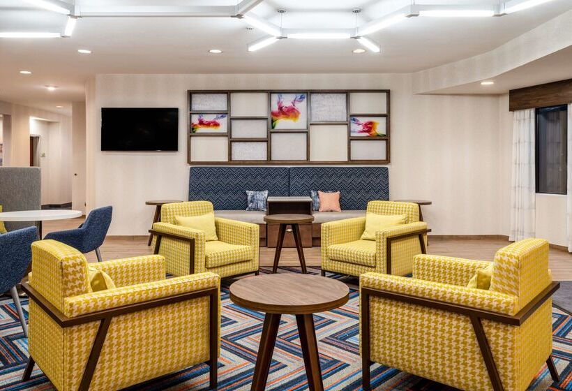 هتل Hampton Inn By Hilton Irvine East   Lake Forest