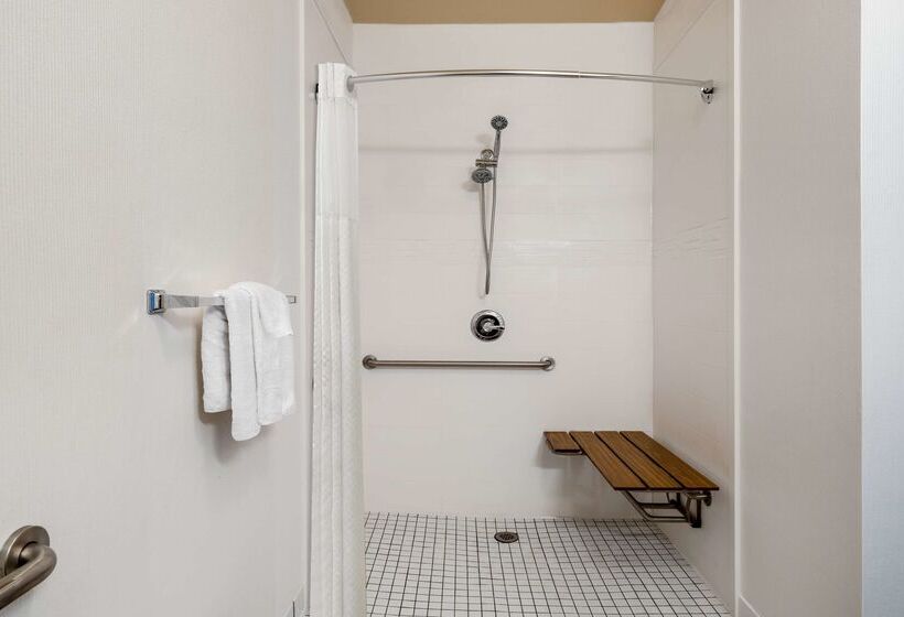 هتل Hampton Inn By Hilton Irvine East   Lake Forest