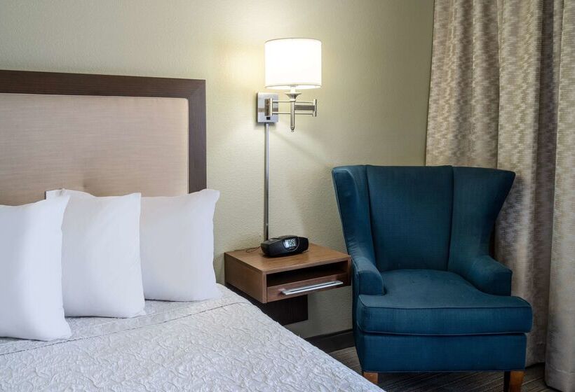 هتل Hampton Inn By Hilton Irvine East   Lake Forest