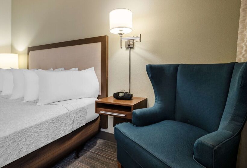هتل Hampton Inn By Hilton Irvine East   Lake Forest