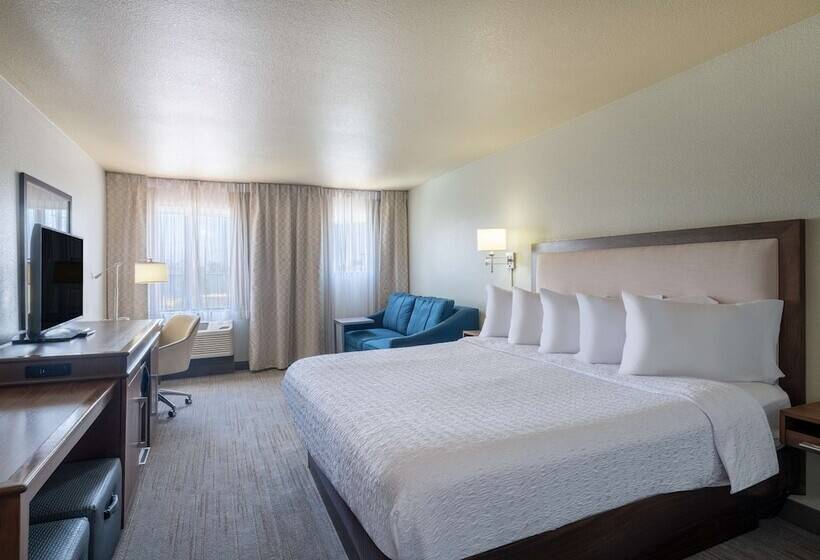 هتل Hampton Inn By Hilton Irvine East   Lake Forest