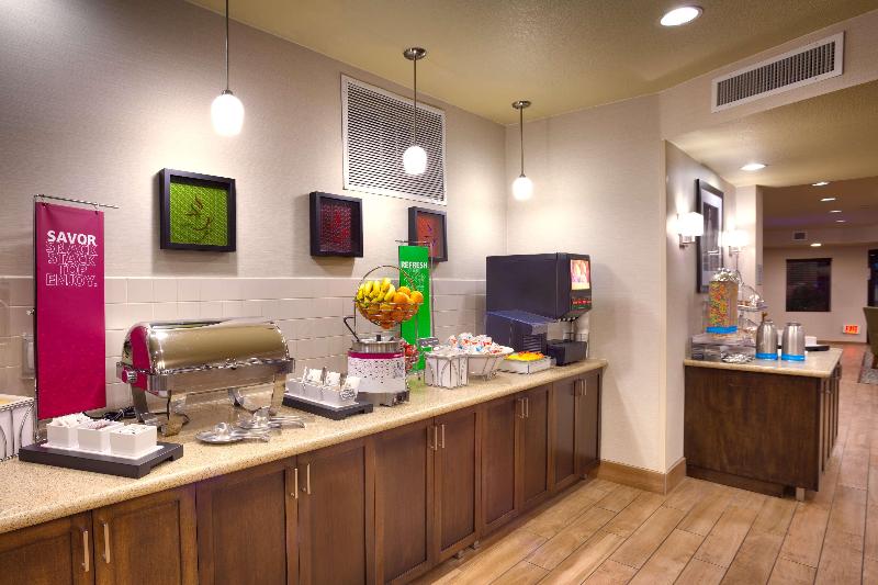 هتل Hampton Inn By Hilton Irvine East   Lake Forest