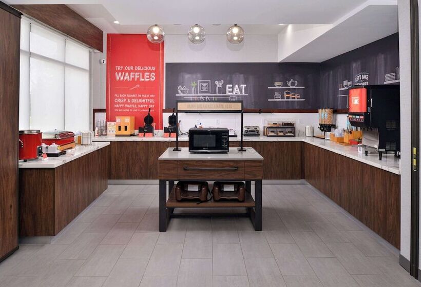 فندق Hampton Inn Laplace