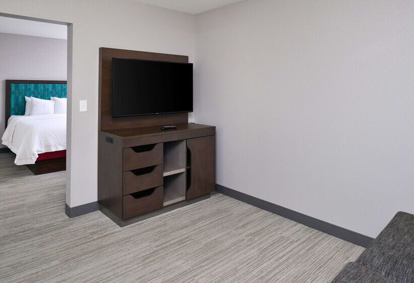 בית מלון כפרי Hampton Inn Laporte In