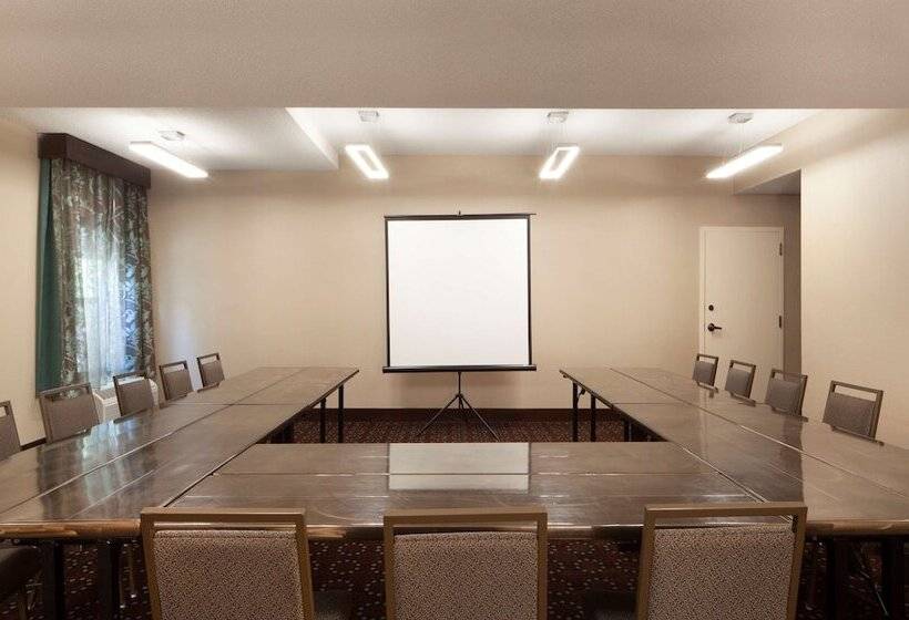 فندق Hampton Inn Lawrenceville