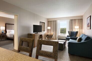 هتل Hampton Inn Long Island Brookhaven