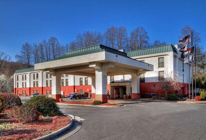 هتل Hampton Inn Marion