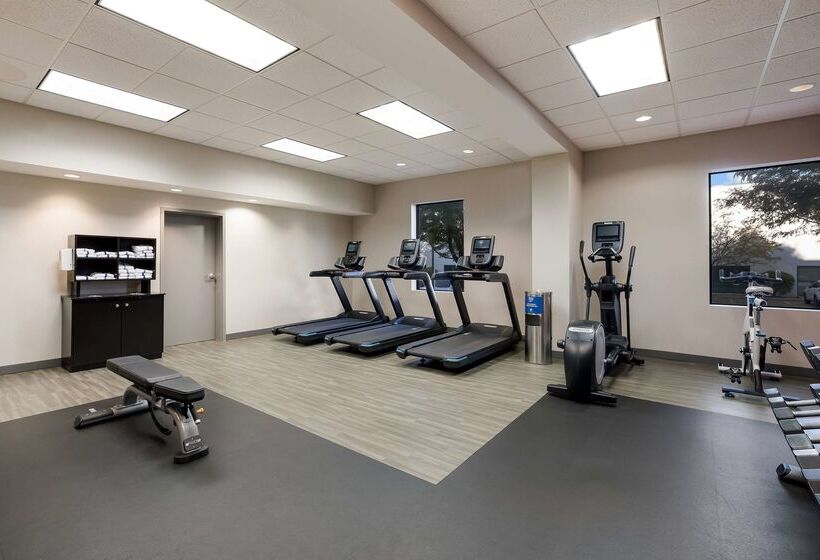 Отель Hampton Inn Mchenry