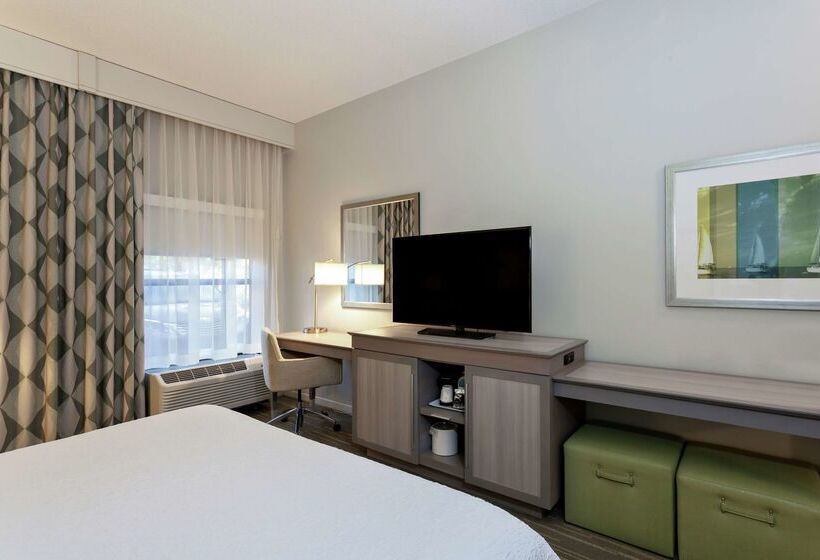 هتل Hampton Inn Melbourne